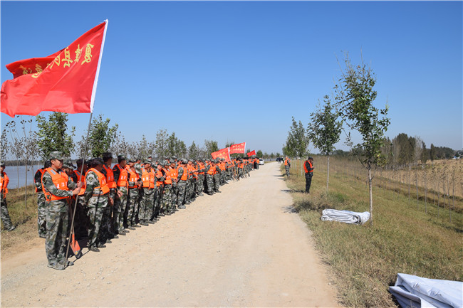 全力做好衛運河抗洪搶險
