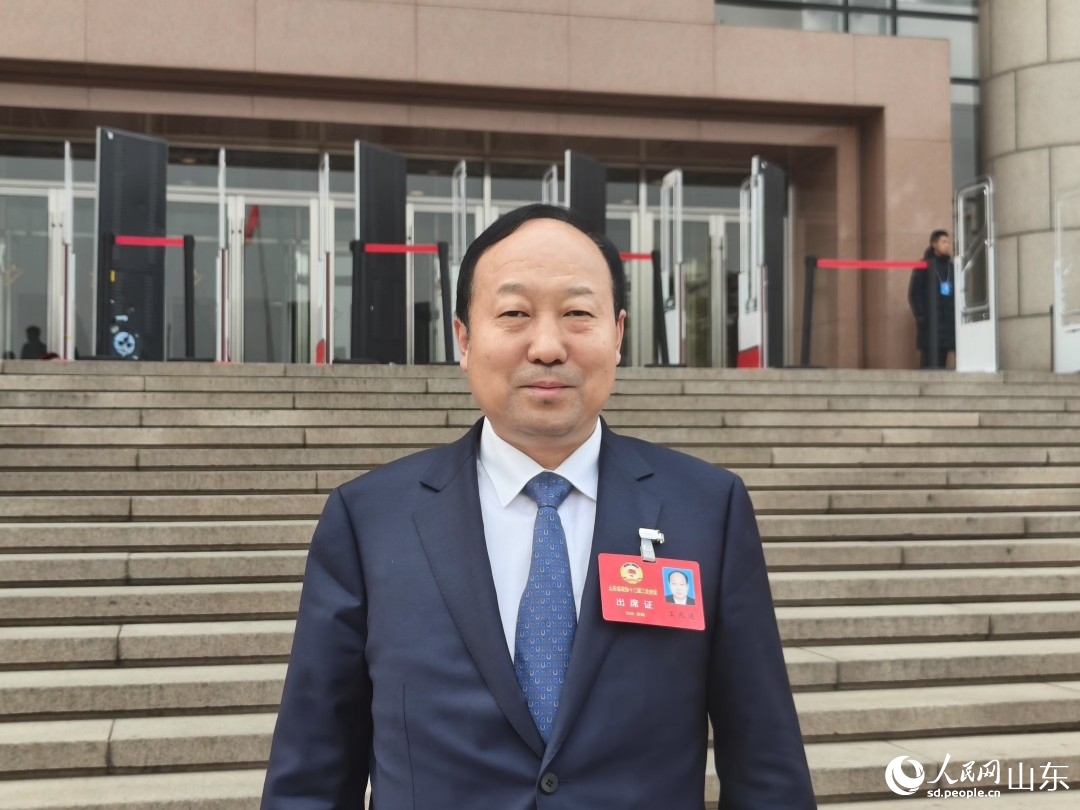 山東省政協常委、山東華特磁電科技股份有限公司董事長王兆連。人民網記者 宋翠攝